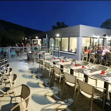 Campingplads 3 Etoiles - Piscine - Ccbgecb